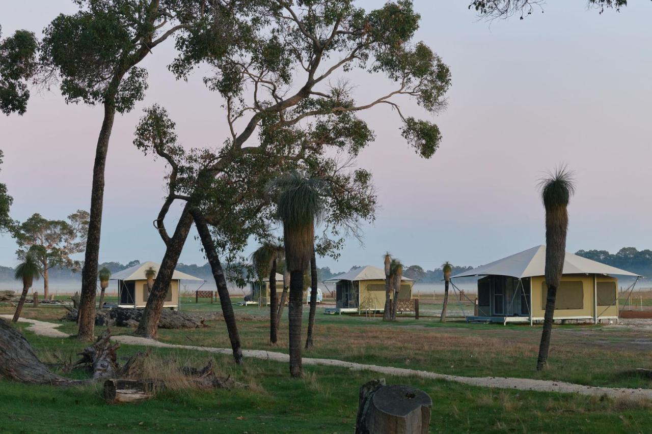 Broadwater Willow Wood Glamping Retreat מראה חיצוני תמונה